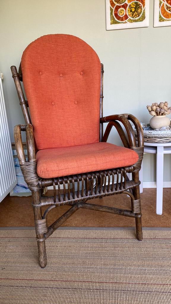 Rotan stoel met comfortabel kussen, Ophalen of Verzenden