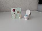 Sylvanian families toilet met wastafel+ spulletjes, Ophalen of Verzenden, Poppenhuis