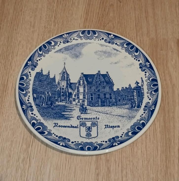 Delfts Blauw wandbord Roosendaal en Nispen, Antiek en Kunst, Antiek | Wandborden en Tegels, Ophalen of Verzenden