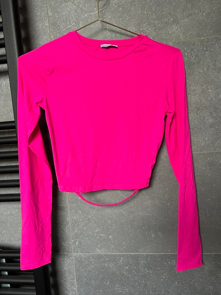 Nieuwe neon roze crop top - Bershka - maat S, Ophalen of Verzenden, Zo goed als nieuw, Roze, Maat 36 (S)
