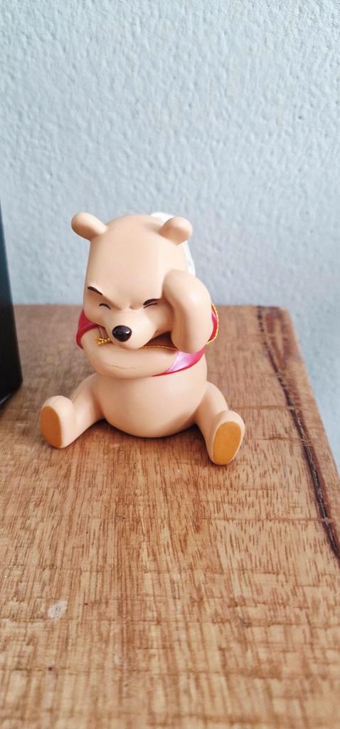 Winnie de Poeh porseleinen beeldje - Think, Think, Think, Verzamelen, Poppetjes en Figuurtjes, Zo goed als nieuw, Ophalen of Verzenden