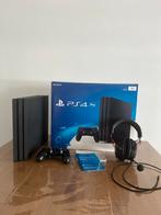 PS4 Pro 1TB met controller en headset, Spelcomputers en Games, Spelcomputers | Sony PlayStation 4, Ophalen, Met games, Zo goed als nieuw