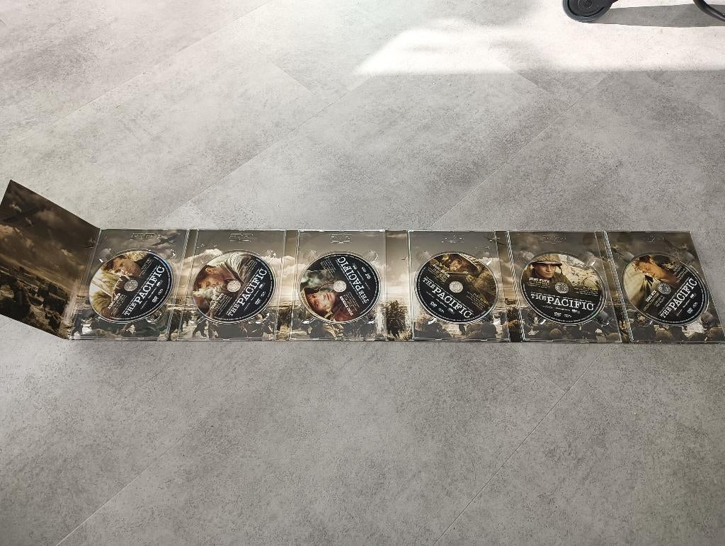 Dvd the pacific, Ophalen, Vanaf 16 jaar, Zo goed als nieuw, Boxset