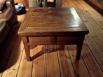 Authentieke/vintage salontafel 81x81 cm met 4 lades, Ophalen