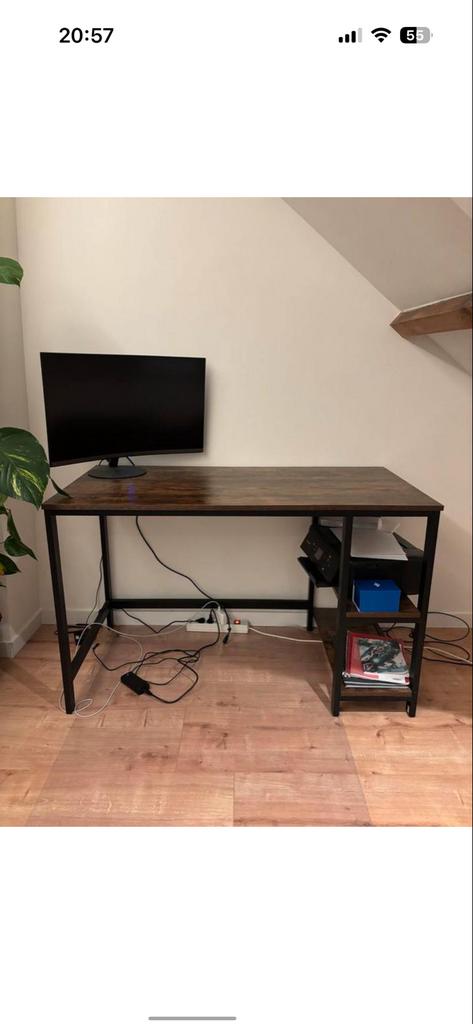 Industrial Desk with Shelves – Dark Wood & Metal Frame, Huis en Inrichting, Ophalen, Zo goed als nieuw