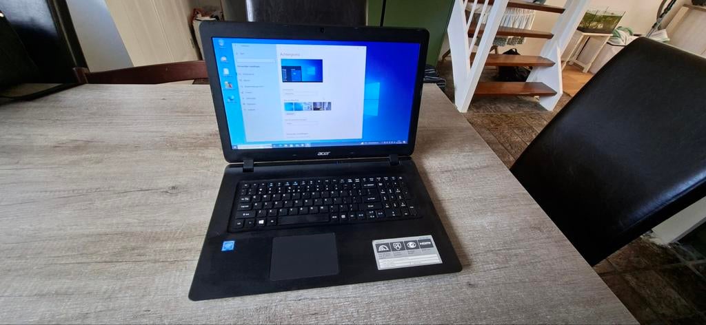 Laptop acer aspire es17, Computers en Software, Windows Laptops, Ophalen, Zo goed als nieuw, 15 inch