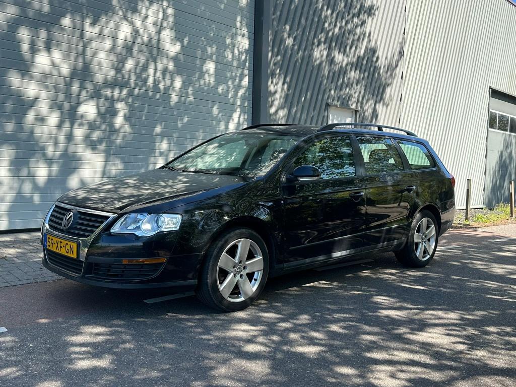 Volkswagen Passat Variant 2.0 FSI Trendline (bj 2007), Auto's, Volkswagen, Gebruikt, 4 cilinders, Zwart, Origineel Nederlands