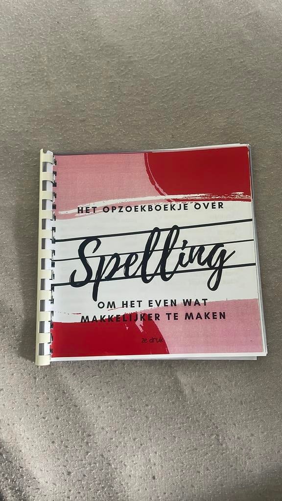 Het opzoekboekje  over spelling van juf Kimm, Boeken, Informatica en Computer, Ophalen, Zo goed als nieuw, Overige onderwerpen