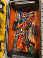 Grote partij handgereedschap in 2 kisten, Ophalen, Gebruikt