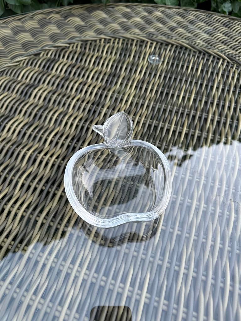 Glazen schaaltje in de vorm van een appel, Antiek en Kunst, Antiek | Glas en Kristal, Ophalen of Verzenden