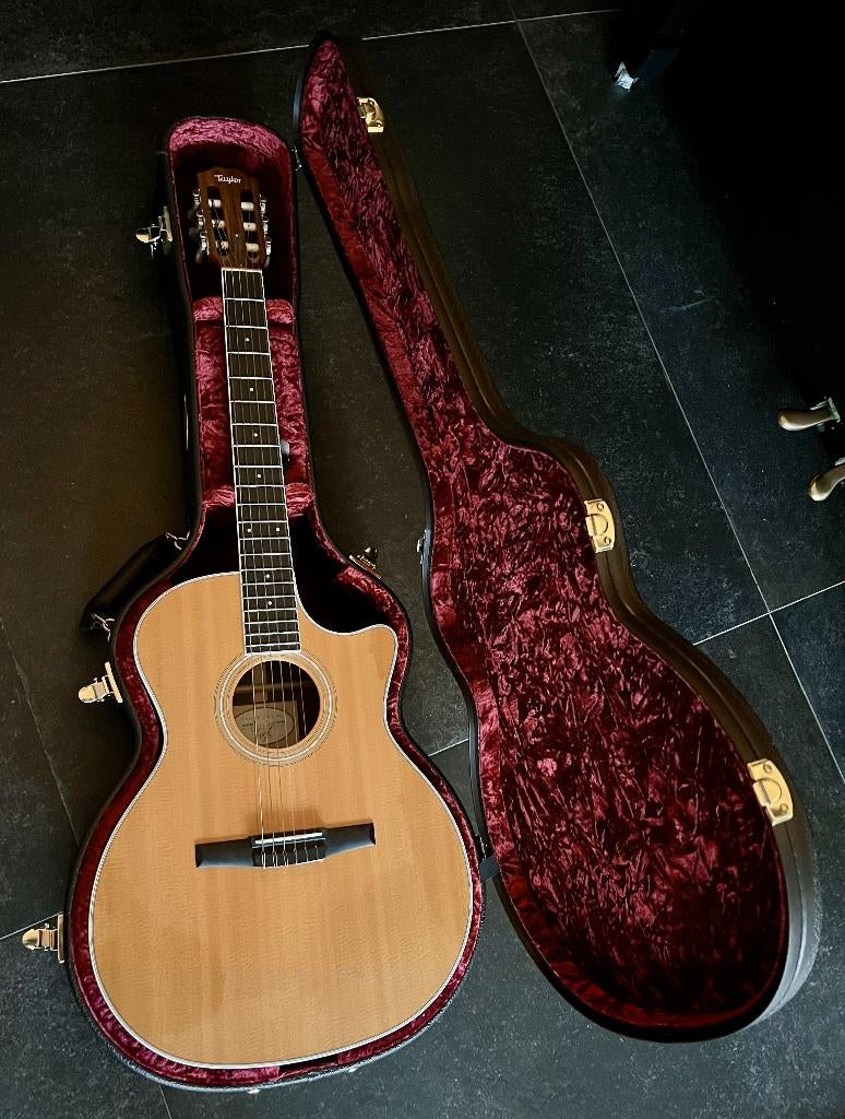 Taylor 414ce-NR semi-akoestische gitaar + koffer, Muziek en Instrumenten, Snaarinstrumenten | Gitaren | Akoestisch, Ophalen, Zo goed als nieuw