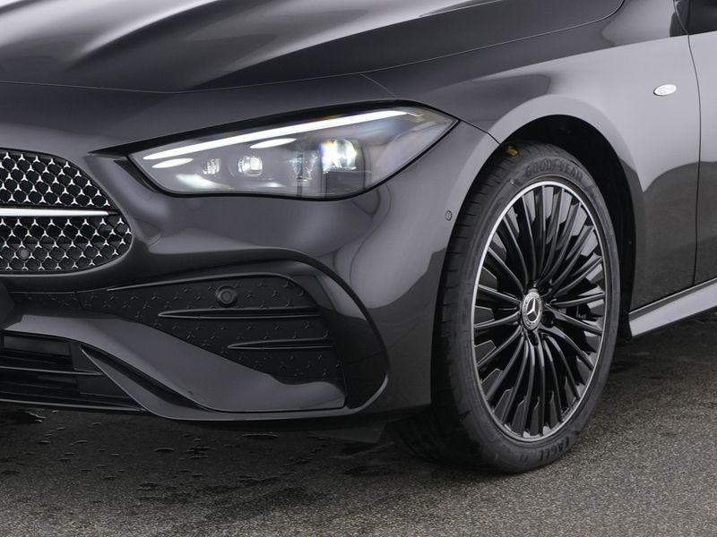 Mercedes-Benz CLE Coupé 300 e AMG Line Panoramadak/ 19 inch, Auto's, Mercedes-Benz, Automaat, Gebruikt, 4 cilinders, Plug-in hybride