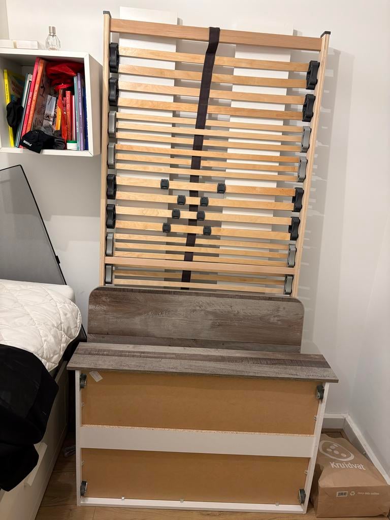 Eenpersoonsbed 90x200 cm in goede conditie met alle schroeve, Ophalen, Gebruikt, 90 cm, Eenpersoons