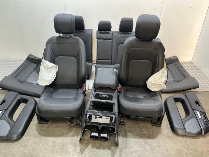 Bekleding Set (compleet) van een Landrover Defender (Defende, Auto-onderdelen, Interieur en Bekleding, 12 maanden garantie, -