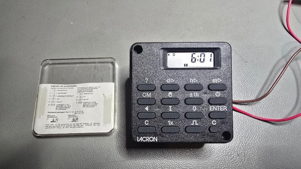 programmeerbare schakelklok, Ophalen of Verzenden, Gebruikt