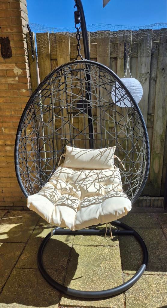 Hangstoel Ei Model, Tuin en Terras, Tuinstoelen, Zo goed als nieuw, Ophalen