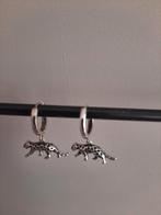 Zilveren oorringentjes met tijgers, Ophalen of Verzenden, Zilver, Zilver