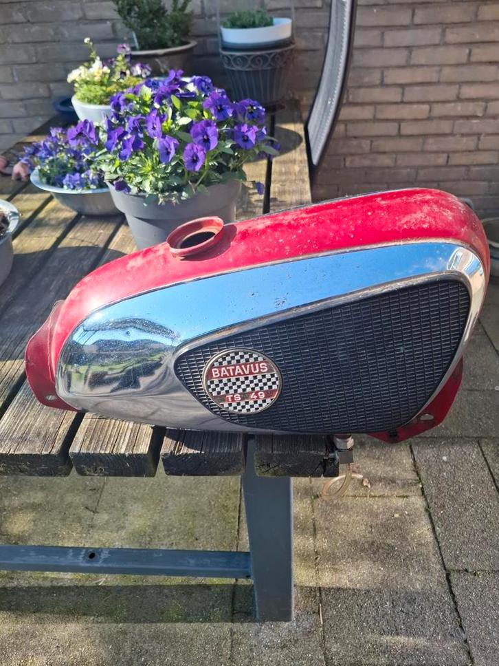 DIV. BATAVUS TS49 ONDERDELEN. OPRUIMING., Fietsen en Brommers, Brommeronderdelen | Oldtimers, Batavus, Ophalen of Verzenden