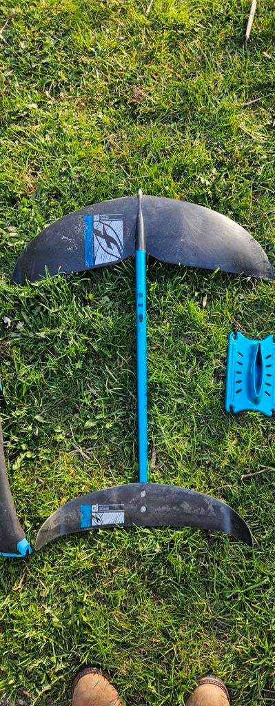 F One IC6 foil met 55cm mast, Ophalen of Verzenden, Gebruikt, Overige typen, Met draagtas