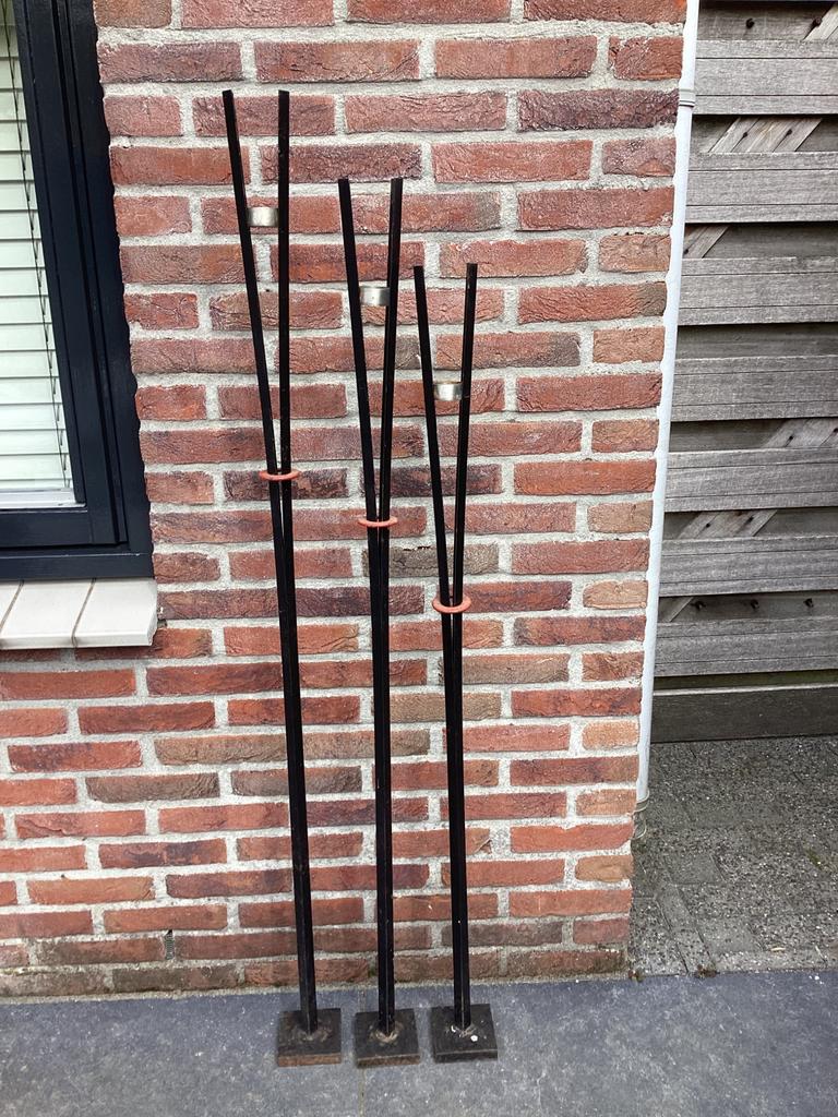 Drie hoge kandelaren met waxinelichthouders, Ophalen, Gebruikt, Zwart, Kandelaar