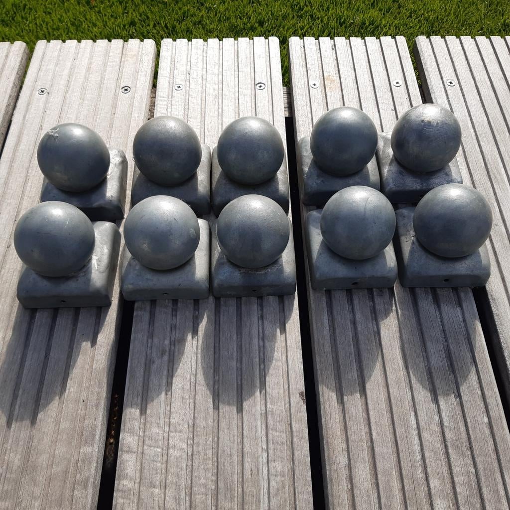 Paal kappen met bol, zink, set van 10, Ophalen, Gebruikt, Palen