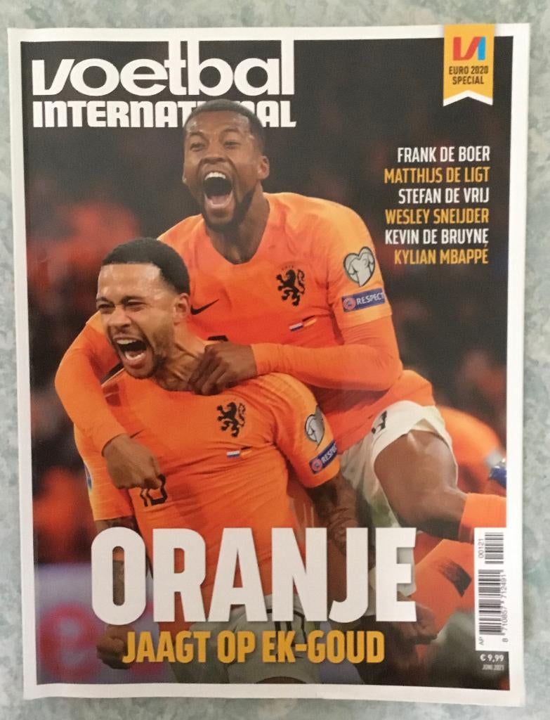 2 specials van Voetbal International, Ophalen of Verzenden, Zo goed als nieuw, Buitenlandse clubs, Boek of Tijdschrift