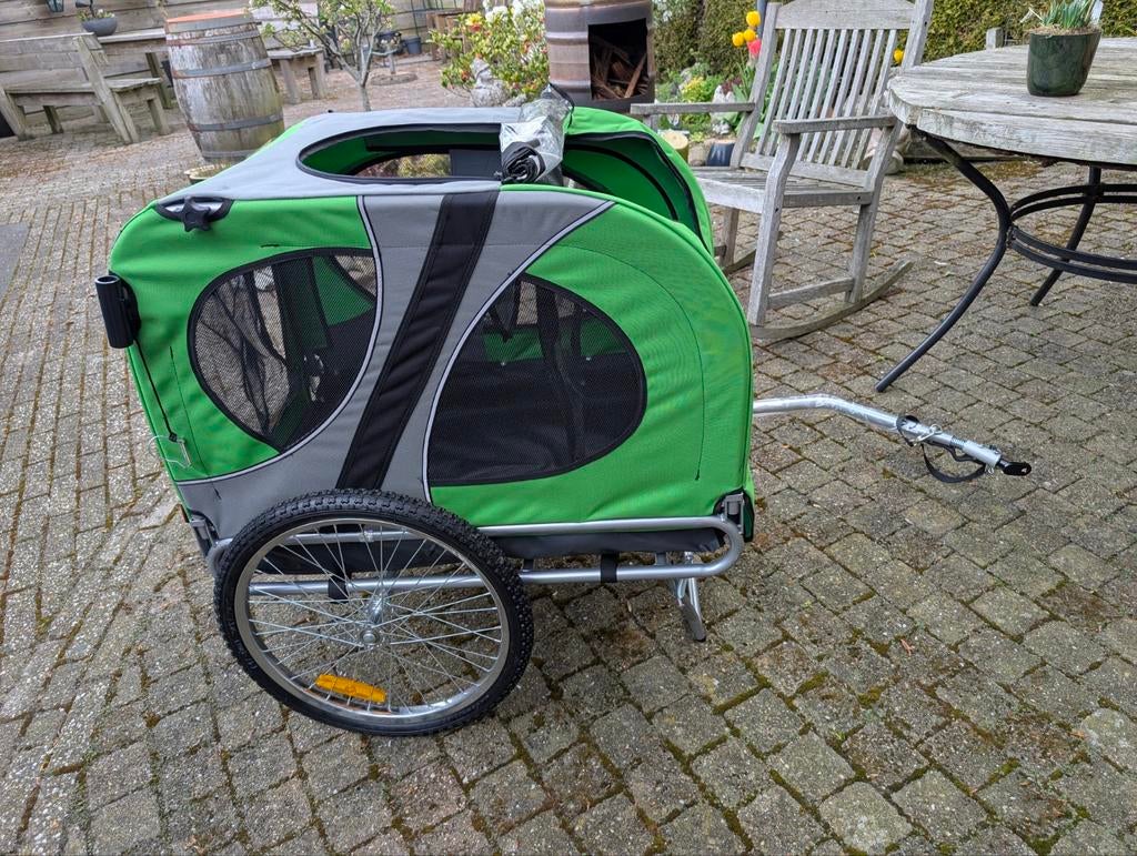 Honden fietskar / hondenbuggy, Ophalen, Opvouwbaar, Zo goed als nieuw, Hondenkar