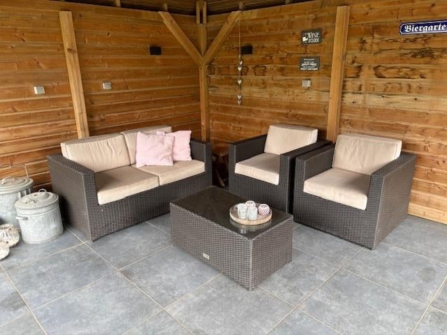 Lounge set 4-delig, Tuin en Terras, Ophalen, 5 zitplaatsen, Kunststof, Gebruikt