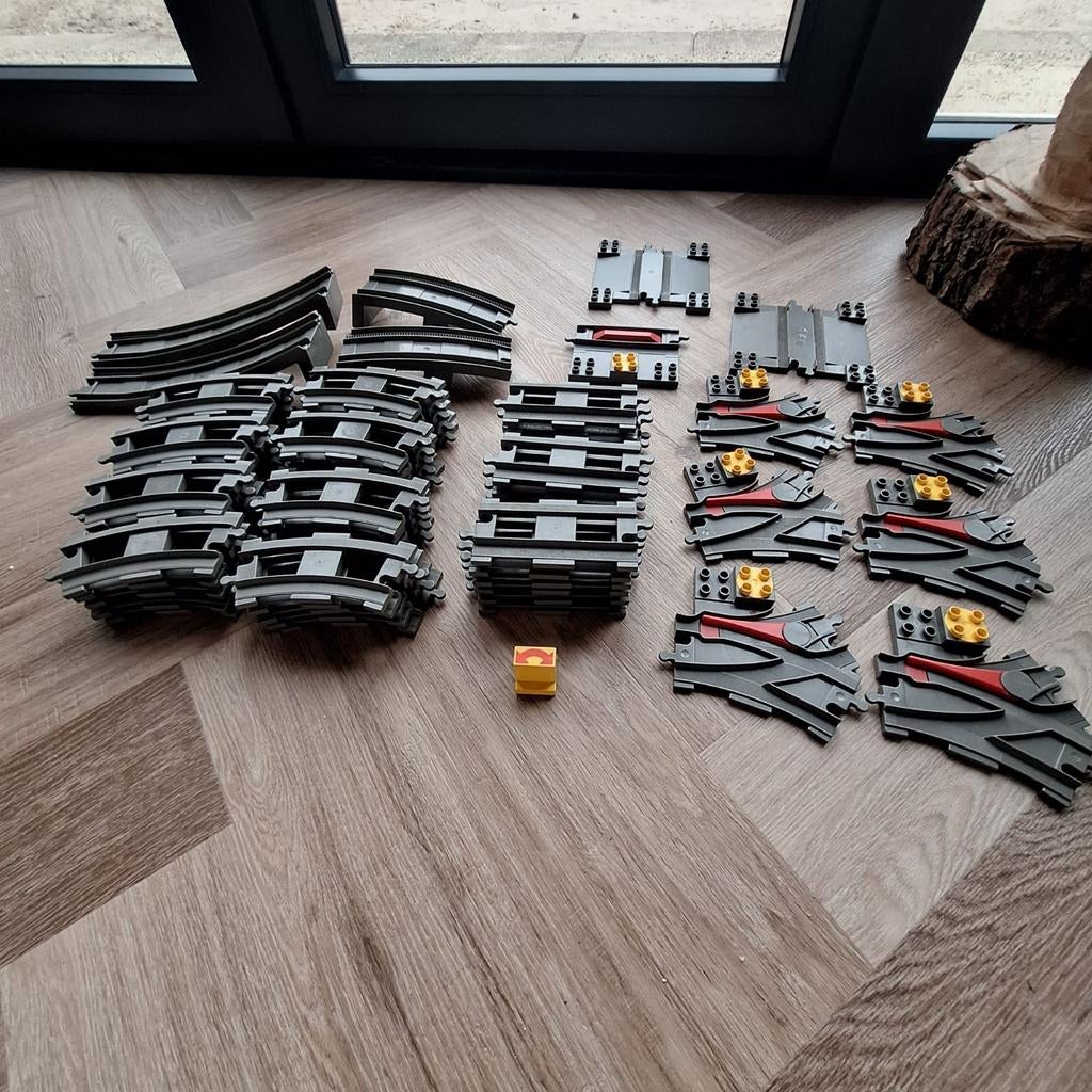 Lego duplo trein rails, Kinderen en Baby's, Speelgoed | Duplo en Lego, Ophalen of Verzenden, Gebruikt, Duplo