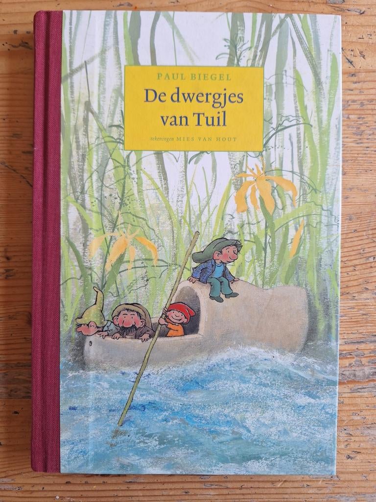 De dwergjes van Tuil - Paul Biegel (Hardcover), Boeken, Ophalen of Verzenden, Gelezen, Paul Biegel, Fictie algemeen