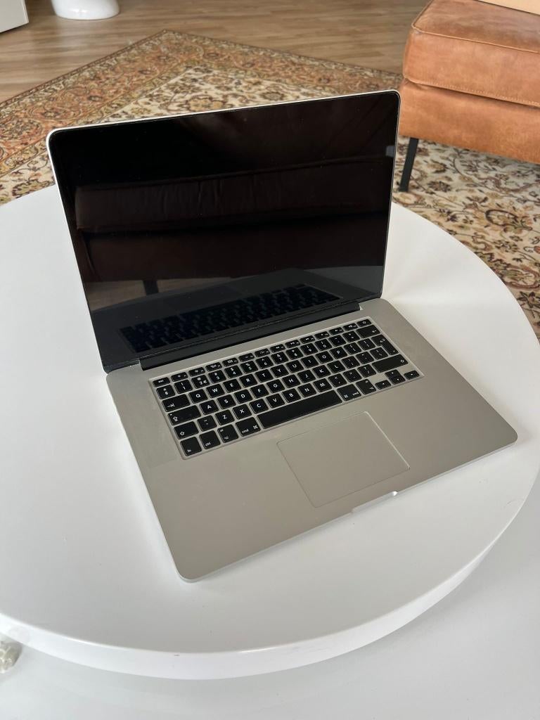 macbook pro, Computers en Software, Apple Macbooks, Gebruikt, 2 tot 3 Ghz, 15 inch, Ophalen