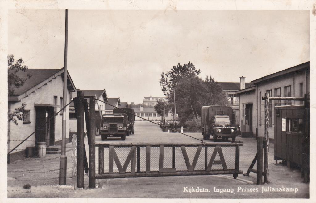 GA1410  Kijkduin ingang Prinses Julianakamp Loosduinen 1956, Verzenden, 1940 tot 1960, Ongelopen, Zuid-Holland