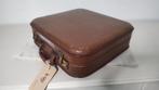 K597 VINTAGE stewardess koffer van geperst karton bruin, Overige materialen, Gebruikt, Onbekend, Minder dan 50 cm