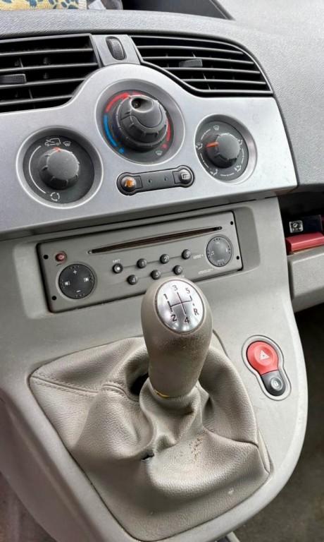 Renault KANGOO FAMILY 1.6-16V Privilège AIRCO NAP APK 8-202, Auto's, Renault, Euro 5, 1373 kg, Gebruikt, 4 cilinders