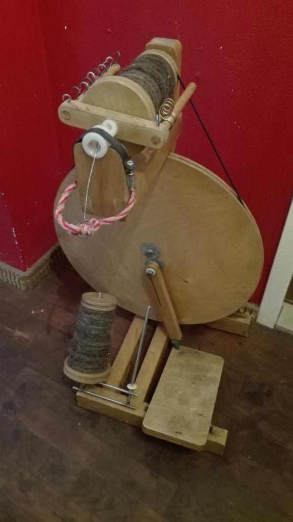 spinnewiel, Hobby en Vrije tijd, Ophalen, Gebruikt, Spinnewiel