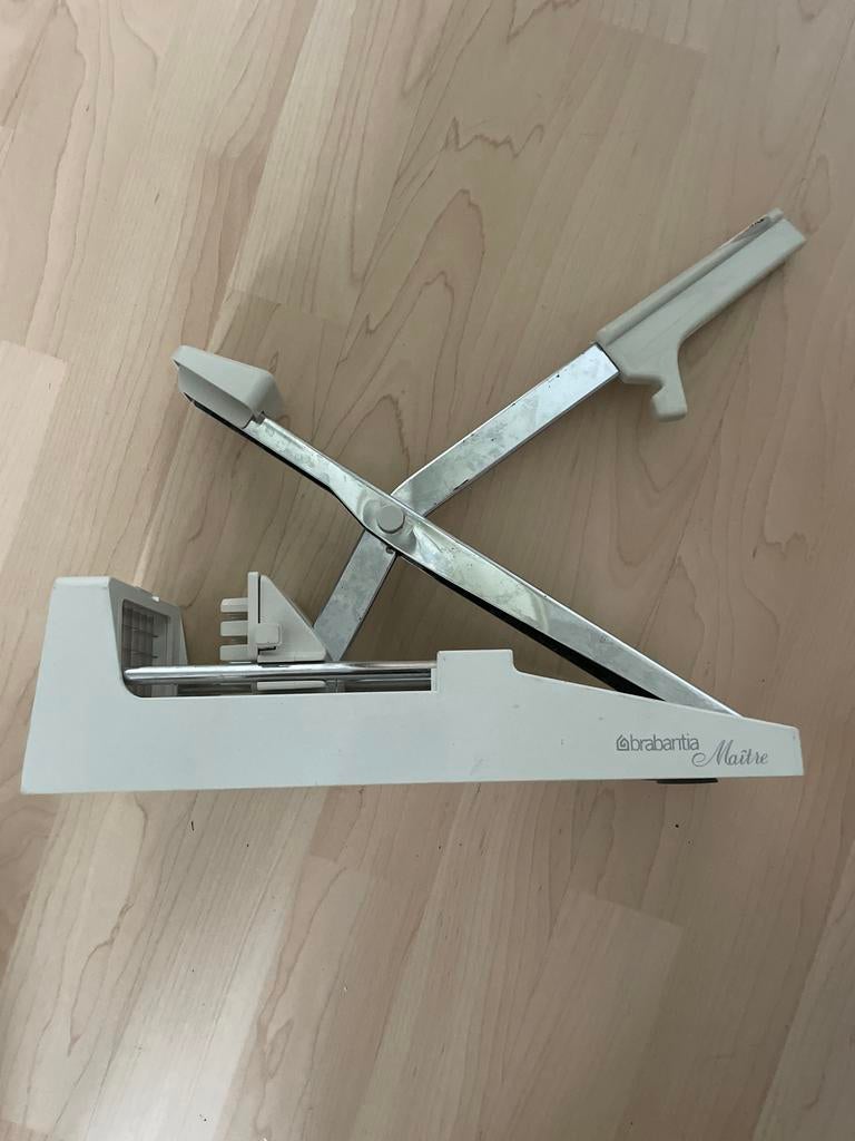Brabantia Maître frites snijder, Huis en Inrichting, Keuken | Keukenbenodigdheden, Ophalen, Metaal, Wit, Brabantia