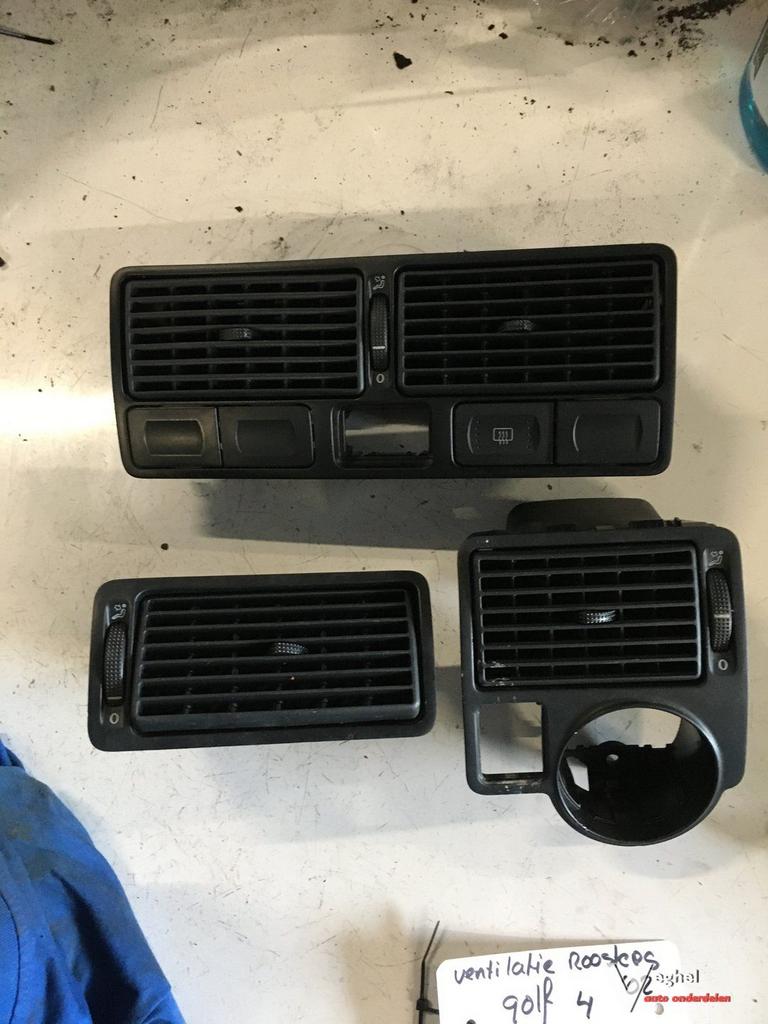 Vw Golf 4 2002 Luchtrooster set, Gebruikt, -, -, Ophalen of Verzenden