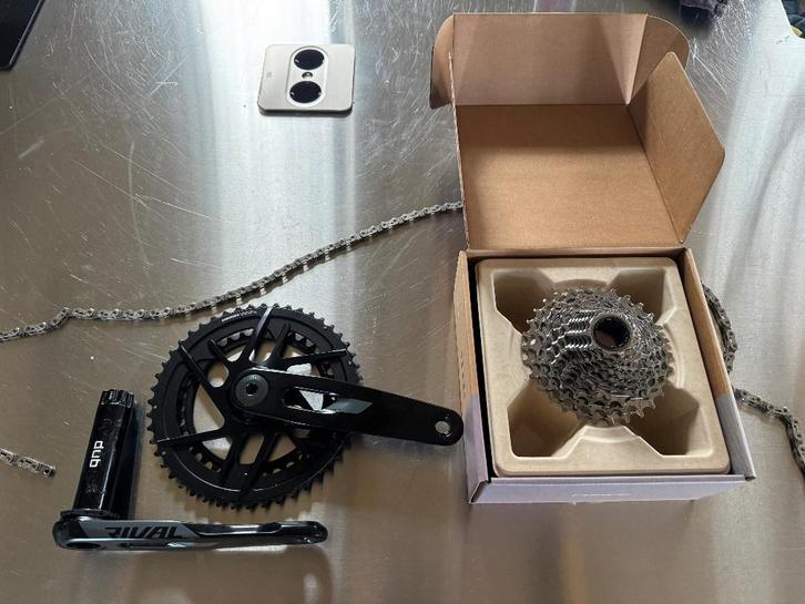 SRAM RIVAL Crankset | DUB | 2x12 | E1 + KETTING + CASSETTE, Fietsen en Brommers, Fietsonderdelen, Nieuw, Crankstel of Pedalen