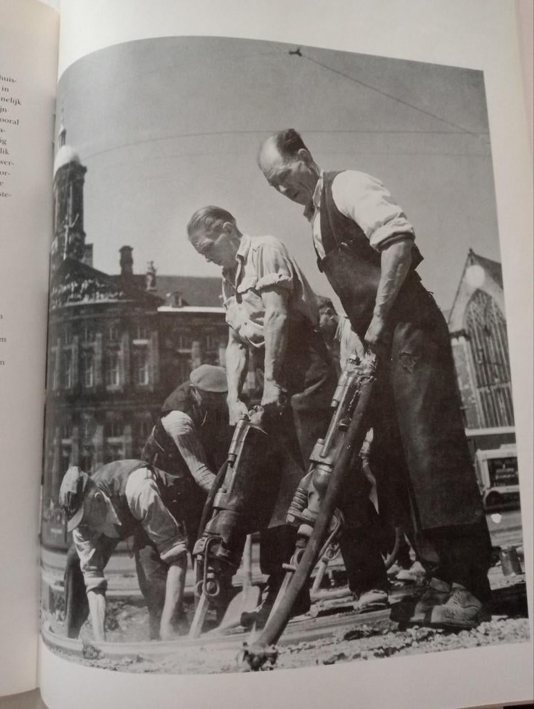 De Dam in vogelvlucht Aart Klein Cas Oorthuys Breitner, Ophalen of Verzenden
