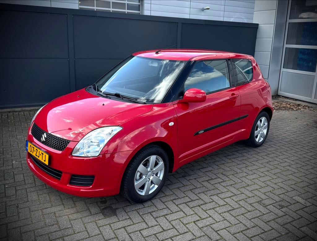 Suzuki Swift 1.3 3D 2008 Rood, Auto's, Suzuki, Particulier, Swift, ABS, Airbags, Android Auto, Apple Carplay, Bluetooth, Boordcomputer