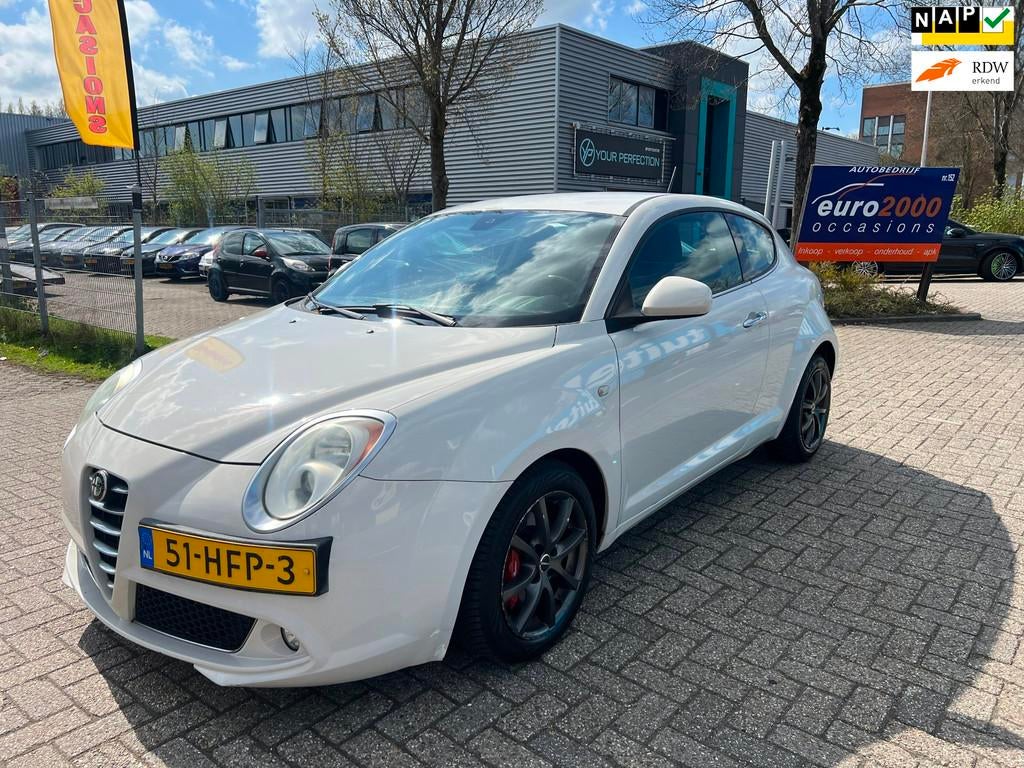 Alfa Romeo MiTo 1.4 T Sport - MEDIA SCHERM - new. distr.196, Auto's, Voorwielaandrijving, Gebruikt, 4 cilinders, Origineel Nederlands