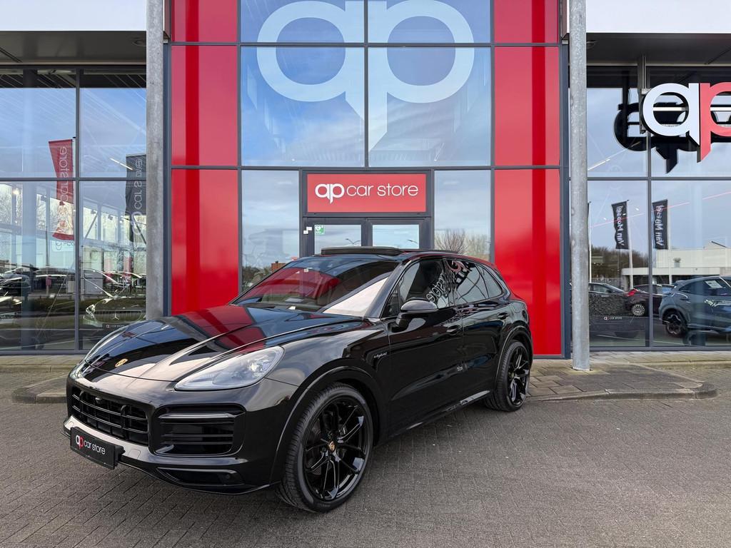 Porsche Cayenne 3.0 E-Hybrid Platinum Edition | Bose | Memor, Automaat, Cayenne, Zwart, 2995 cc