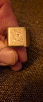 Antieke massief gouden zegelring 14K, Gebruikt, 20 of groter, Heer, Ophalen of Verzenden