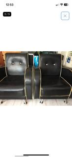 Very retro: stoelen in zwart skai leer, Huis en Inrichting, Ophalen, Twee, Zwart, Leer