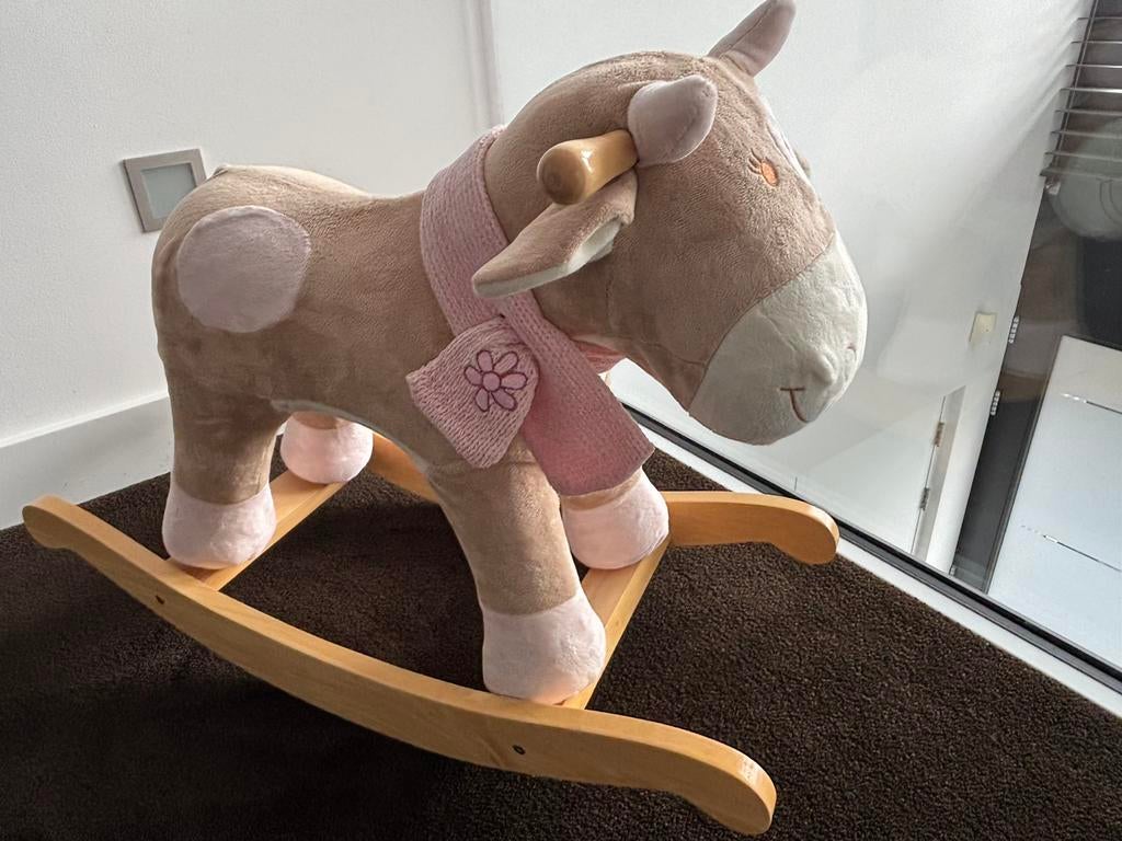 Prachtige hobbelpaard Lola van Noukie’s. Zeer goede staat!, Ophalen, Zo goed als nieuw