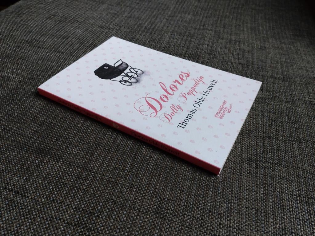 Dolores Dolly Poppelein - Thomas Olde Heuvelt, Ophalen of Verzenden, Zo goed als nieuw, Thomas Olde Heuvelt, Nederland