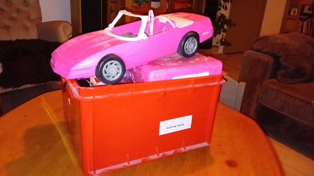 Barbie en Steffie spullen: auto, kledingkast en accessoires, Ophalen of Verzenden, Gebruikt, Barbie
