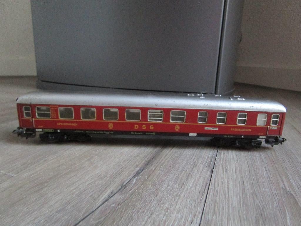 Marklin 4024 d-rijtuig restauratiewagen met verlichting., Wisselstroom, Gebruikt, Wagon, Ophalen of Verzenden