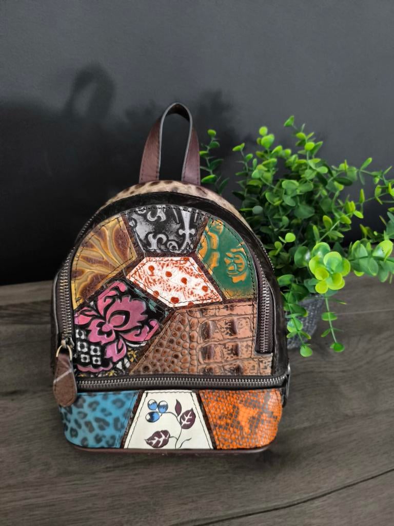 Te koop: leren rugtas, Sieraden, Tassen en Uiterlijk, Tassen | Damestassen, Ophalen, Zo goed als nieuw, Bruin, Overige typen