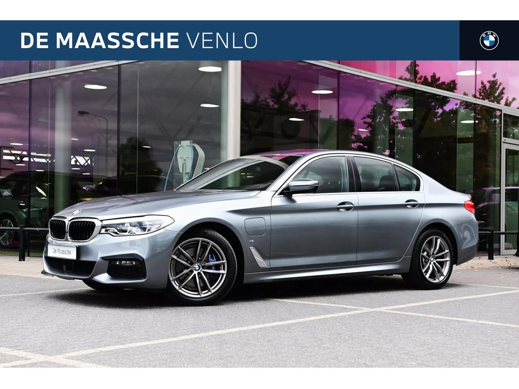 BMW 5 Serie 530e xDrive High Executive M Sport Automaat / Sp, Auto's, BMW, Stof, Gebruikt, 57 km, Bedrijf